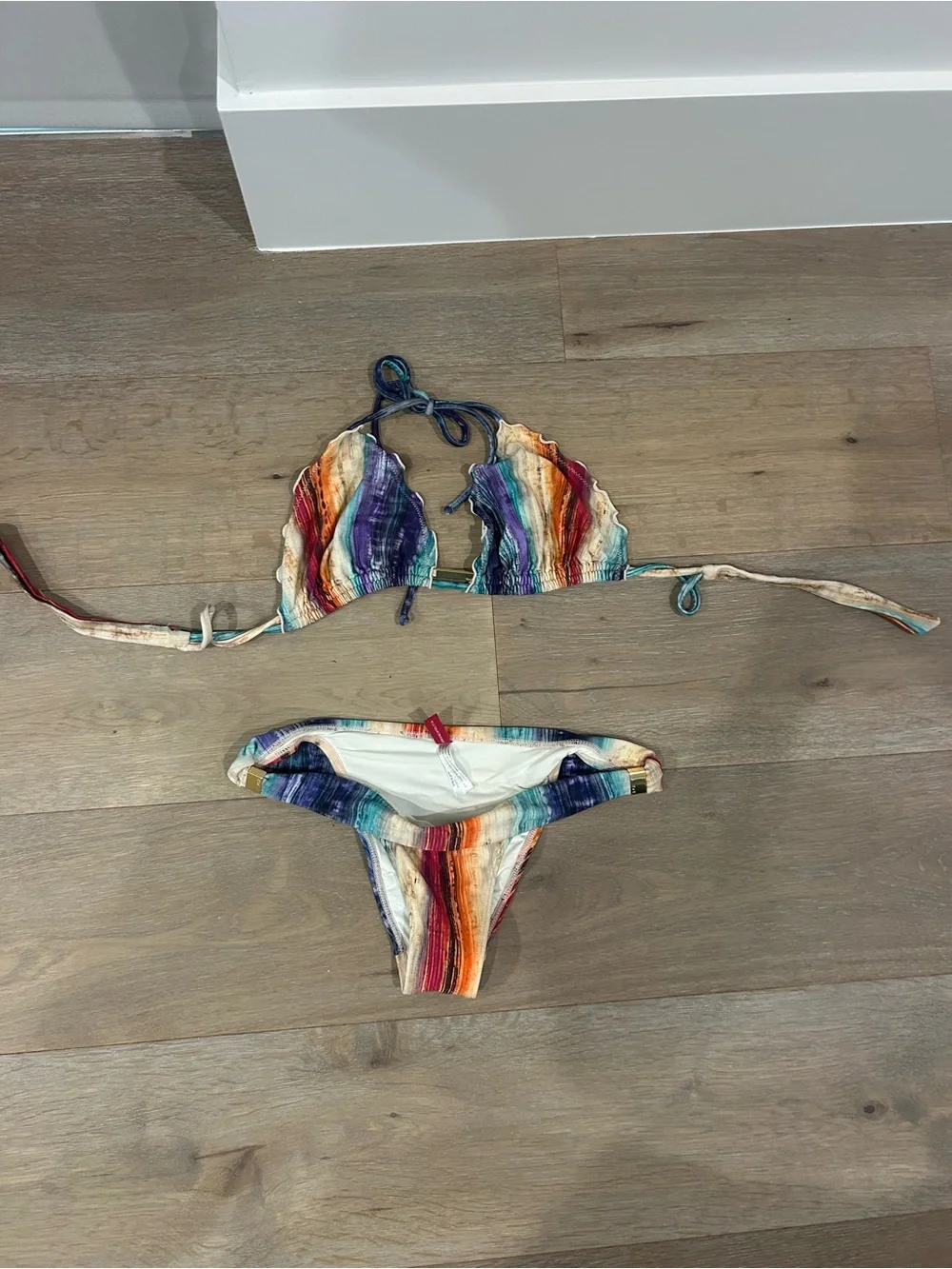 Vix Paula Hermanny vibrant multi